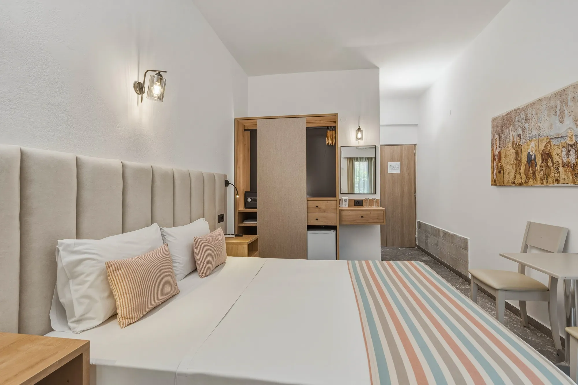 erato-hotel-double-room-05-room-overview-from-entrance